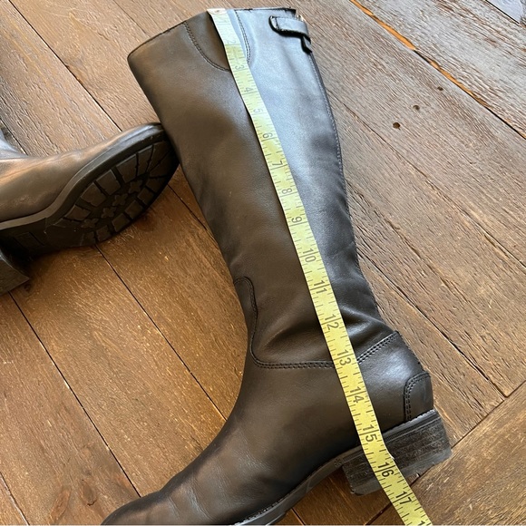 Sam Edelman
Penny Black Leather Back Zip Block Heel Riding Boots Size 7 - Picture 12 of 17